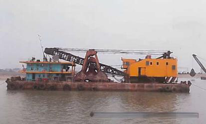 Used 13m³ Dredging Workboat with Heavy Duty Crane for River and Port Excavation Grab Dredger Vessel